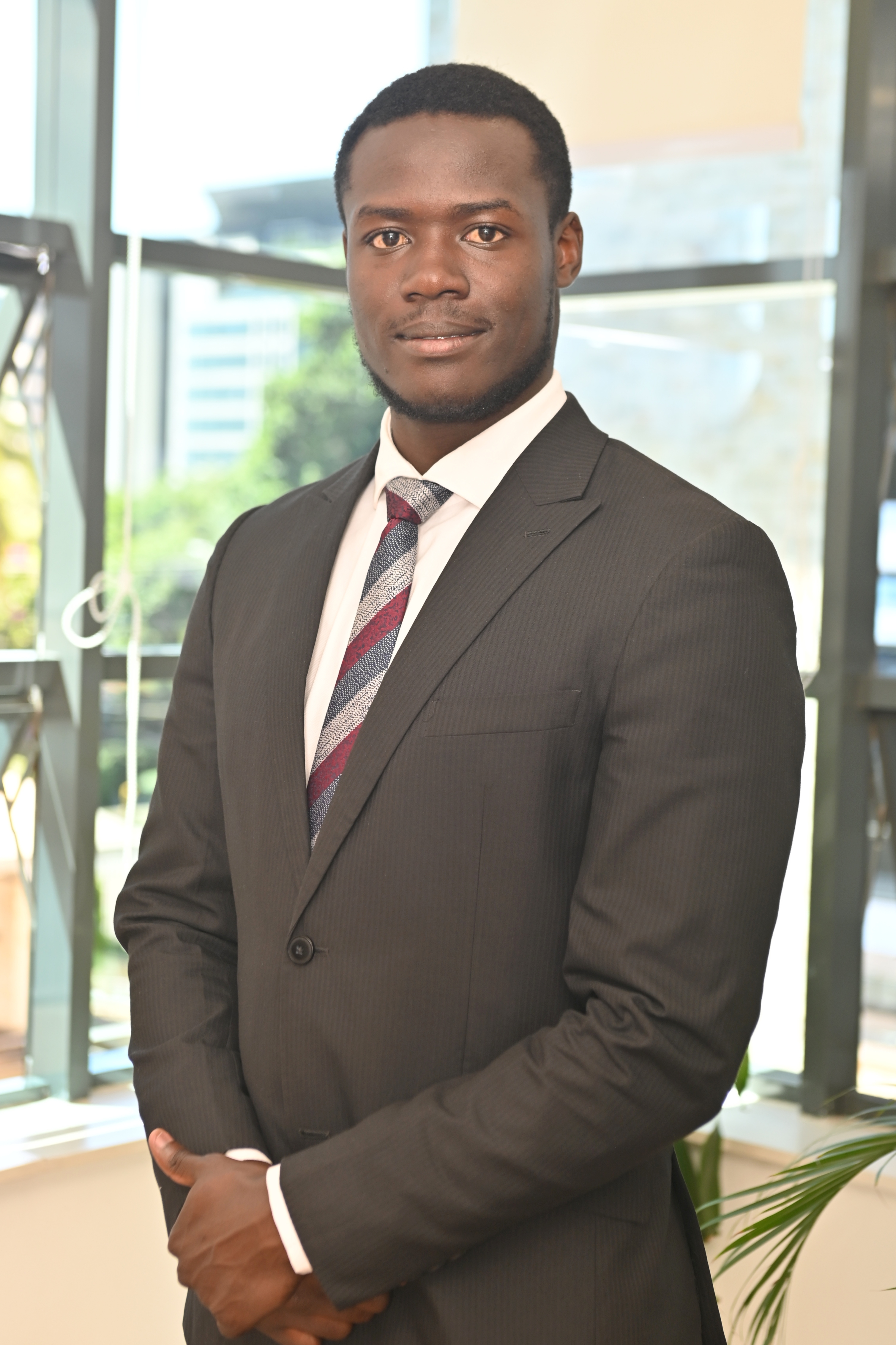 Lesley Buyabo