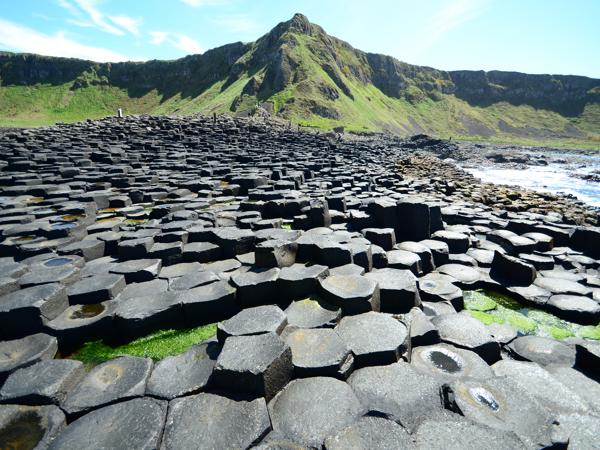 Northern Ireland Giants Causeway Shutterstock 215093251