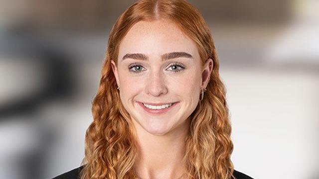 Tara Headshot (1)
